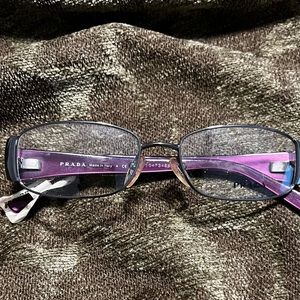 PRADA EYEWEAR AUTHENTIC